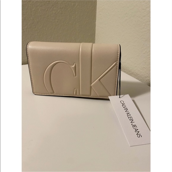 NWT Beige Calvin Klein Crossbody Purse Bag